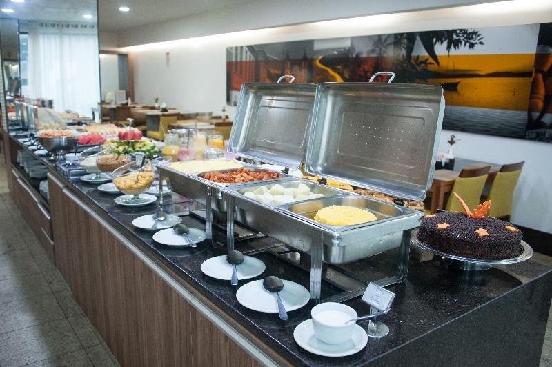 Hotel Golden Park Salvador By Nacional Inn Bagian luar foto